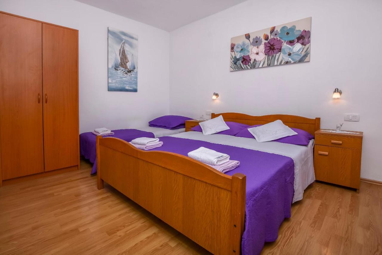 Apartments Matas Rogoznica  Buitenkant foto